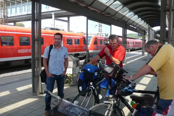 2012-tour19-00772FB0375-E3CB-BB57-DDEF-9B5C204756BD.webp