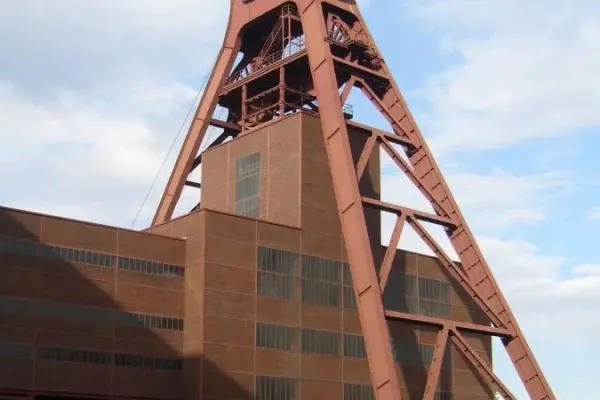 2010-tour17-003F453E547-F2E5-F3A0-CF17-AA34A1E52BFF.webp