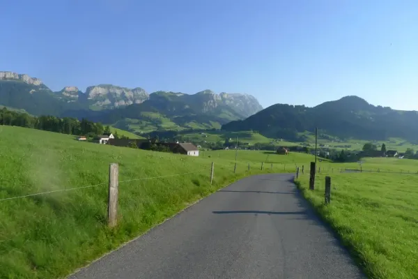 2018-apenx4-041B13200B1-BA44-6816-6B58-7F2E11DE226F.webp