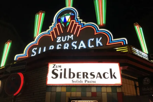 2018-tour25-2005FA5A862-8457-E87C-58D3-0F02CB80273D.webp