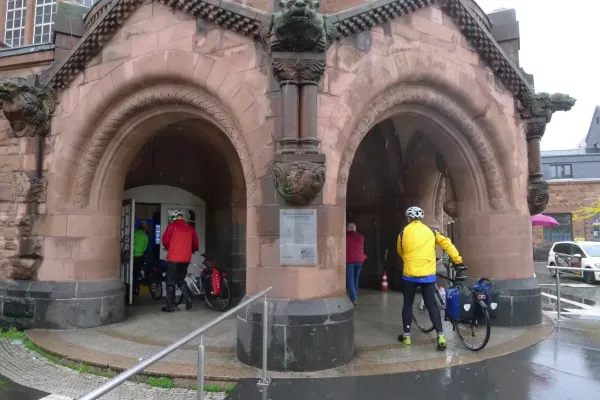 2019-eroeffnungstour-003F3030552-AF73-5784-2D66-7D953F6AC7CA.webp