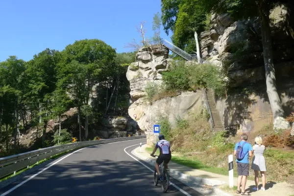 2019-tour26-230EF6F39F4-0B3F-DB68-48B5-9C9B6DA94DA8.webp