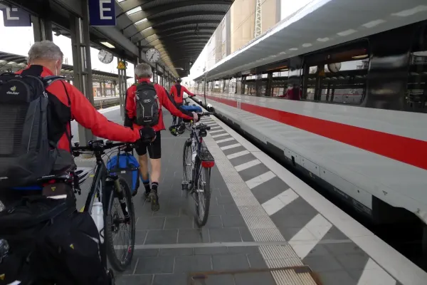 2021-alpenx7-00890BF9222-47B1-17F2-3E8D-333CBDB11D4C.webp