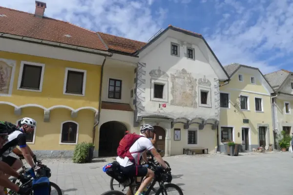 2022-alpenx8-139DB3FD494-C692-7FB9-E39E-9BD7E8927A89.webp
