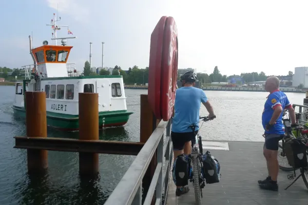 2022-tour29-0925C60D39F-9241-9C50-F55A-B2A23C781751.webp
