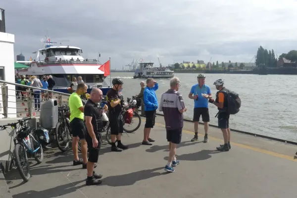 2022-tour29-23882E870AB-0757-EE3E-9A06-AFC44EFFADB5.webp