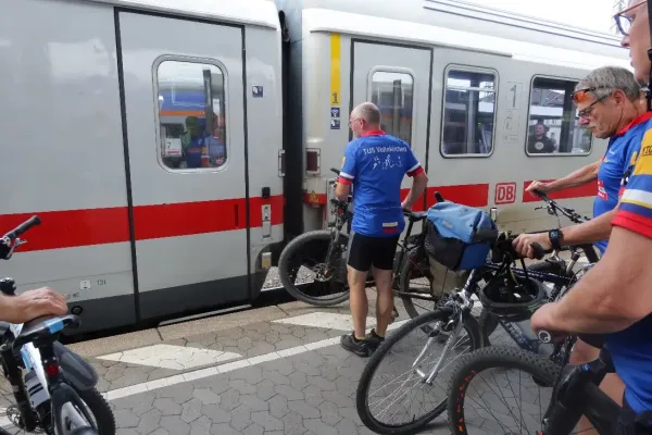 2023-tour-nr30-019EEBBF48C-5D16-637A-2A51-D1D3EABD5F99.webp