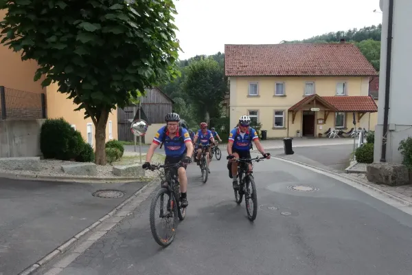 2023-tour-nr30-033D375D514-5B4A-DA04-5850-9C75F24C0088.webp
