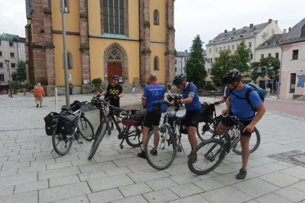 2023-tour-nr30-0980D70C042-A4D5-1A99-1F85-BF927B2CD7A2.webp