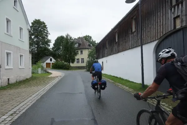 2023-tour-nr30-1163290D251-8ACA-692B-8F0F-7D229B05656B.webp