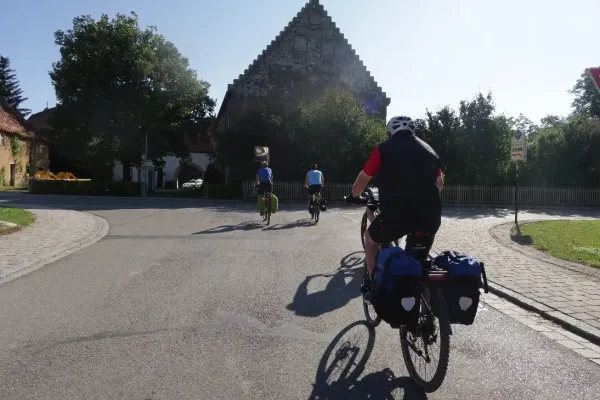 2024-tour-nr-31-207B8F0EF65-7482-DE2A-329F-3D2C47F91ED3.webp