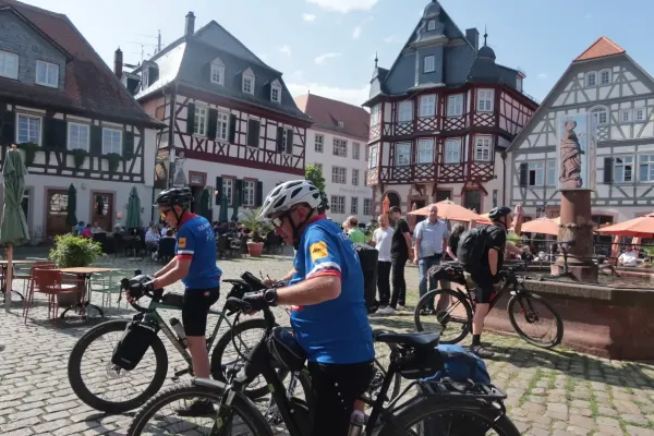2025-eroeffungstour-07191B73D82-7770-E77F-3023-046AE79623F5.webp