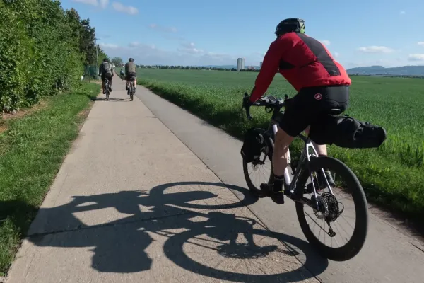 2025-eroeffungstour-13150AB2925-E9F0-3481-0E83-9BD58B8B4B57.webp