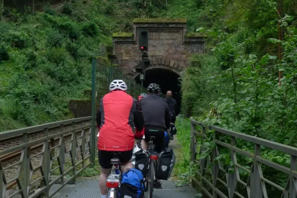 2015-tour22-0455BB14E64-858D-F618-082F-01ACC263F406.webp