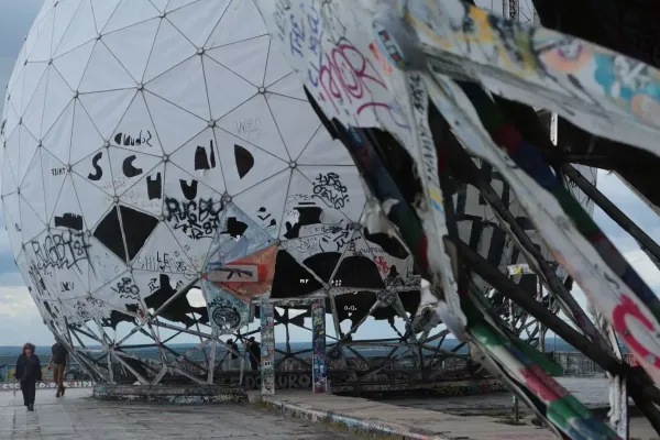 2025-tour32-056FBAE04DC-72C7-0E70-9154-57B072CE19FD.webp